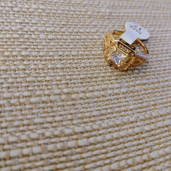 Rose Gold Ring with Square-Cut Stone - Picture 1 of 4